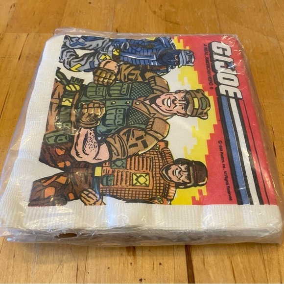 VINTAGE GI JOE 16 BEVERAGE NAPKINS PARTY 1986 COLLECTABLE SEALED 10 X10 2 PLY - Picture 5 of 5